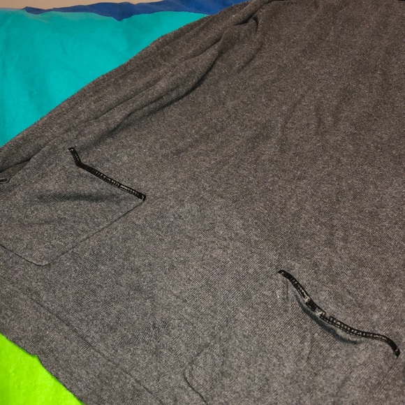 DALIA // Thin Dark Grey Sweater (Size Large) - Picture 7 of 8